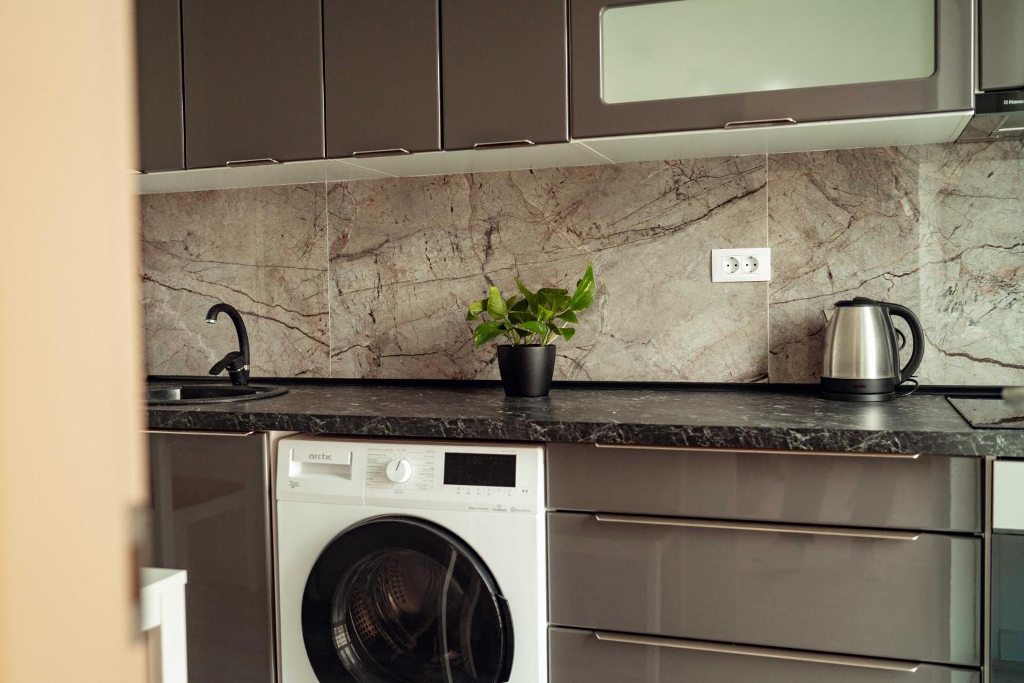 Cozy Aparthotel - Ultracentral Luxury Apartments Iasi Eksteriør bilde