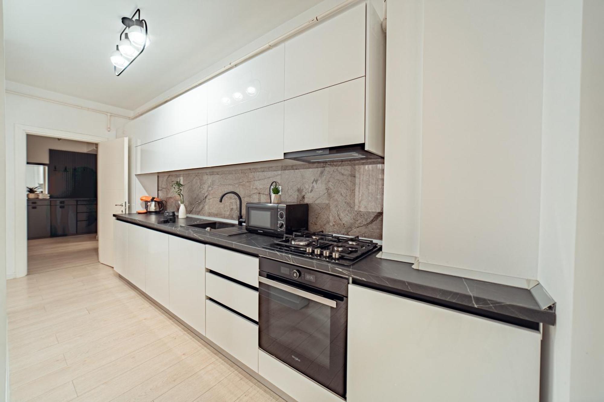 Cozy Aparthotel - Ultracentral Luxury Apartments Iasi Eksteriør bilde