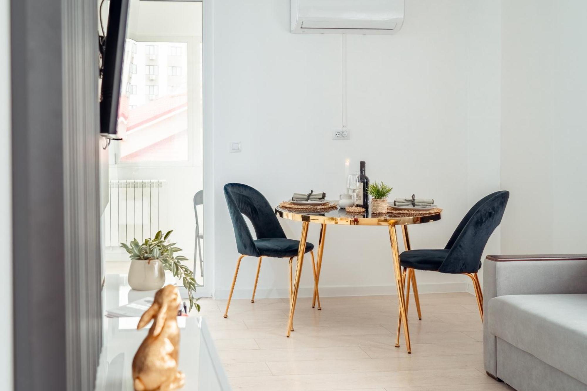 Cozy Aparthotel - Ultracentral Luxury Apartments Iasi Eksteriør bilde
