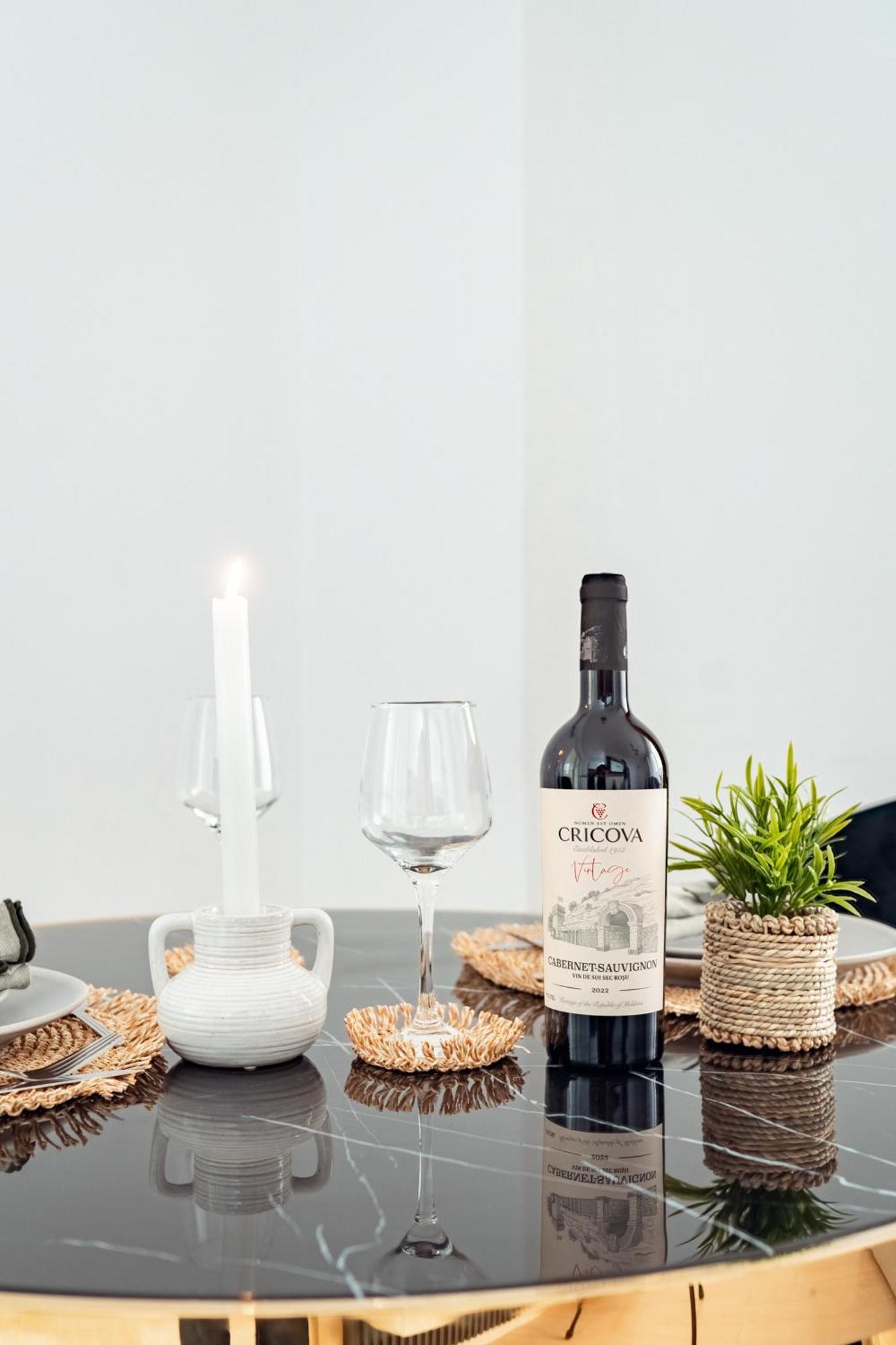 Cozy Aparthotel - Ultracentral Luxury Apartments Iasi Eksteriør bilde