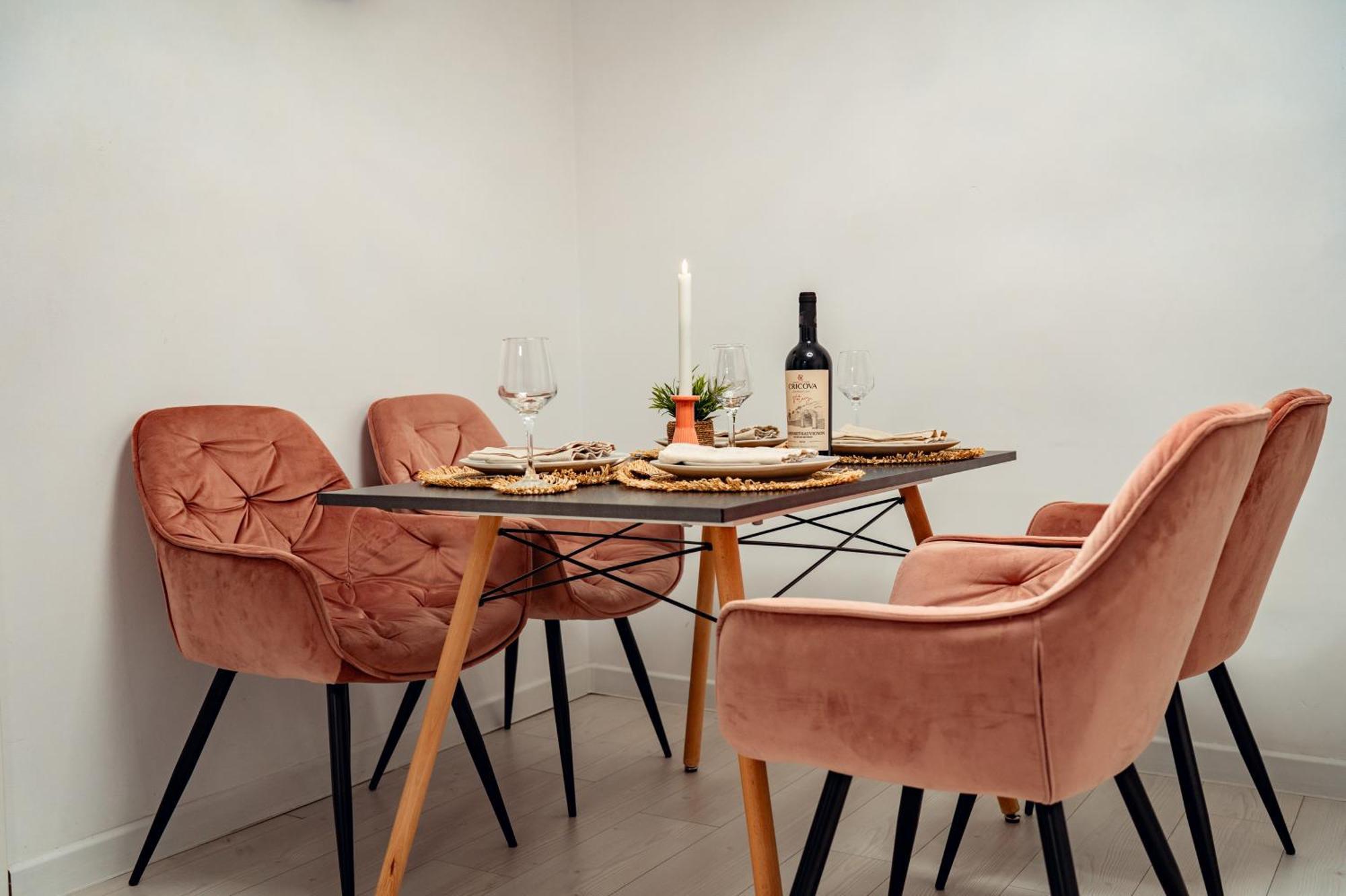 Cozy Aparthotel - Ultracentral Luxury Apartments Iasi Eksteriør bilde